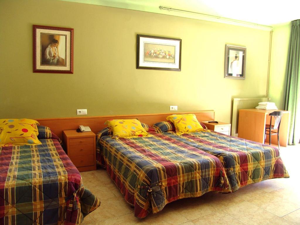 Hotel Pinxo Santa Coloma De Farners Δωμάτιο φωτογραφία