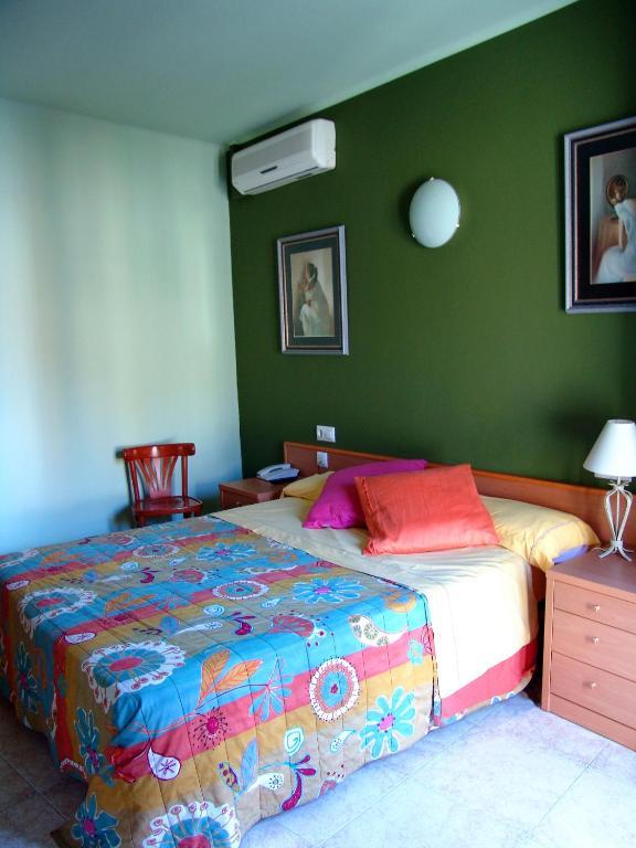 Hotel Pinxo Santa Coloma De Farners Δωμάτιο φωτογραφία